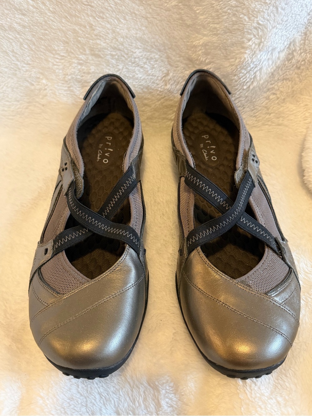 Clarks Mary Jane Flats Metallic Leather Casual Walking Shoes Slip On Fits 10.5